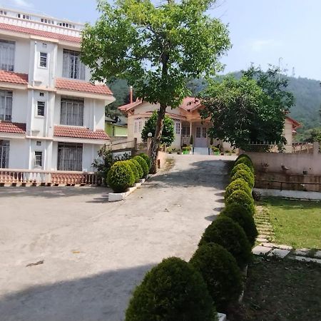 Hôtel Castle Residency à Shillong Extérieur photo